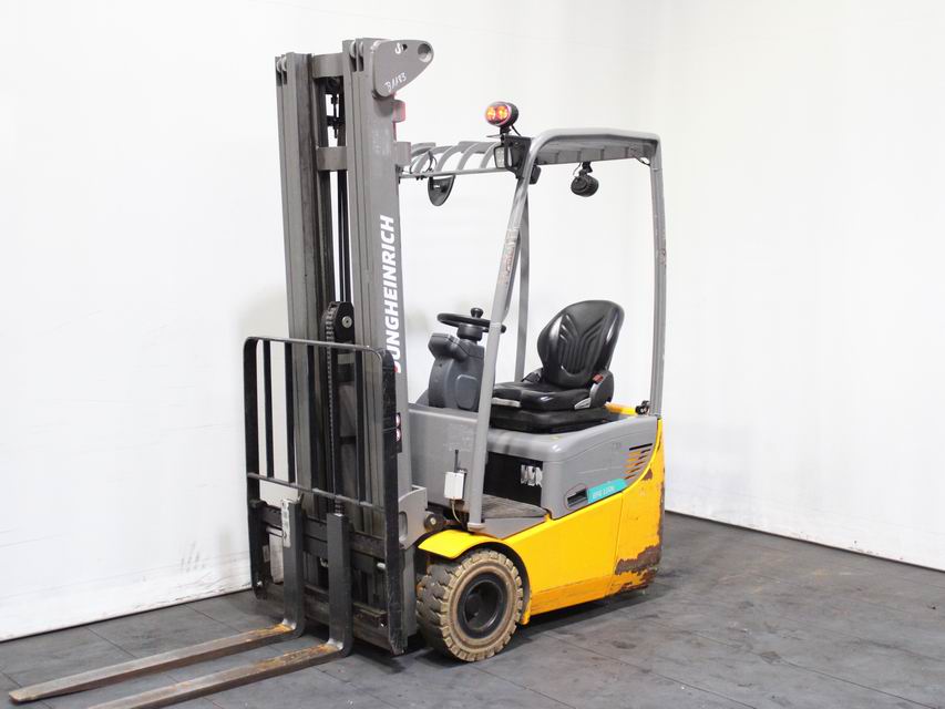 gebrauchter Jungheinrich Elektro 3 Rad-Stapler